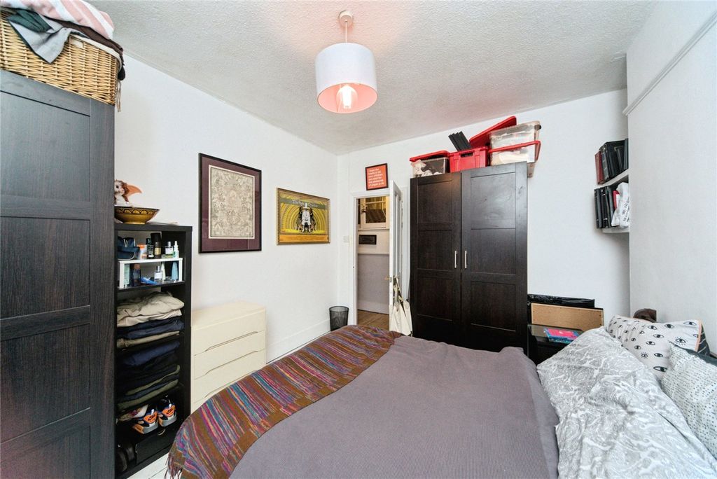 Property photo 2 of 26 Picture No. 10