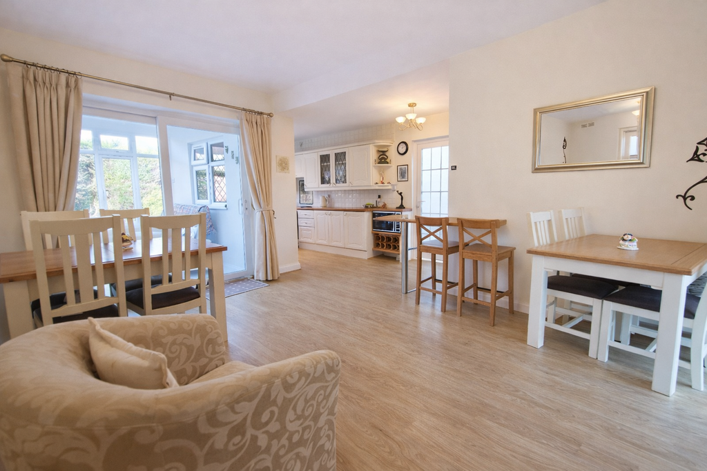 Property photo 3 of 24 Kitchen Diner