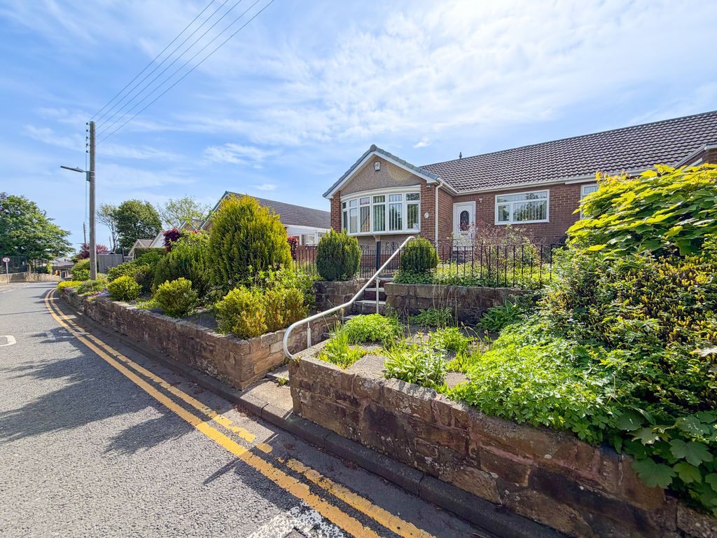 Property photo 1 of 15 External