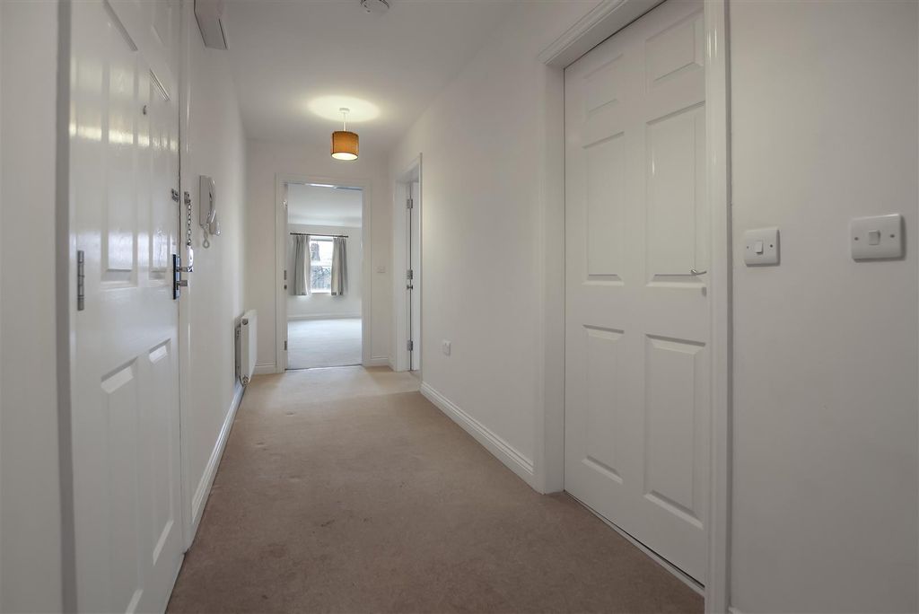 Property photo 2 of 11 Img_1107.Jpg