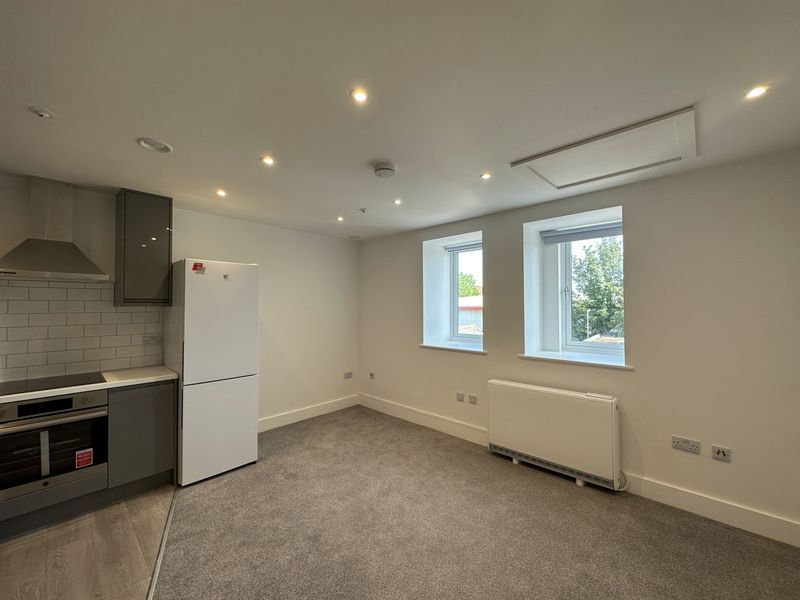 Property photo 2 of 12 Photo 1