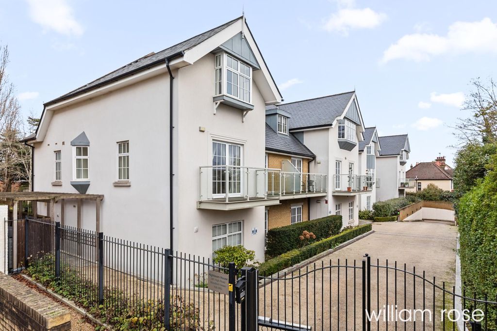 Property photo 1 of 14 Highbeamhouse_13.Jpg