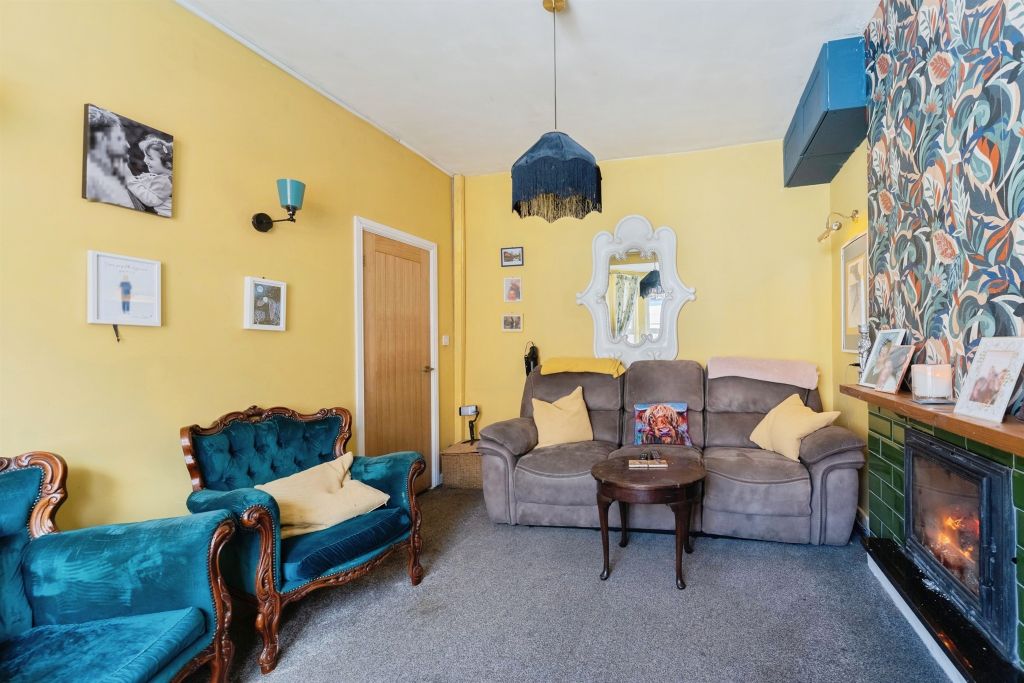 Property photo 3 of 20