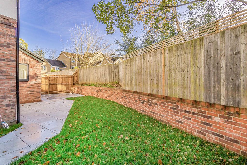 Property photo 2 of 7 4_67911-1.Jpg