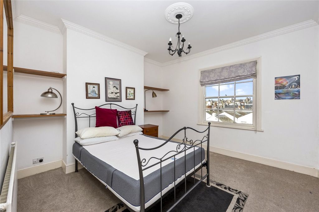 Additional image 4 of 2 bed flat to rentMedina Villas, Hove, East Sussex BN3