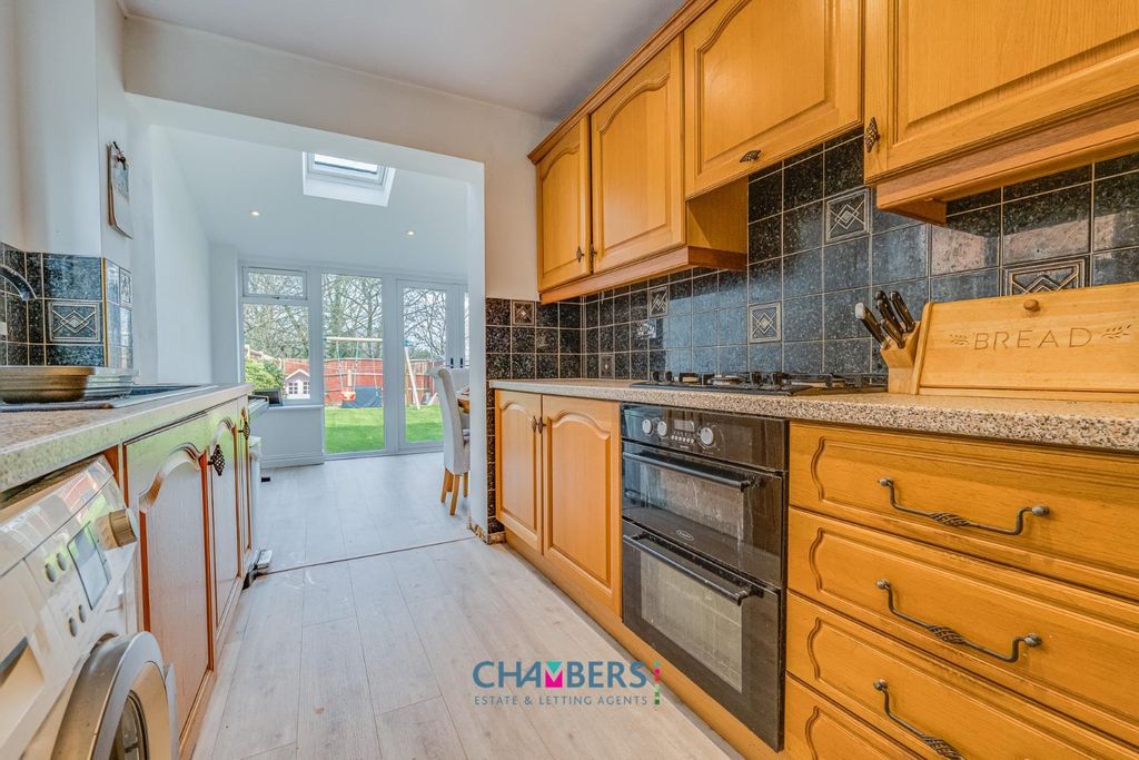 Property photo 3 of 37 Kitchen