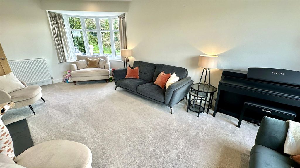 Property photo 3 of 19 20260212_111518192_Ios.Jpg