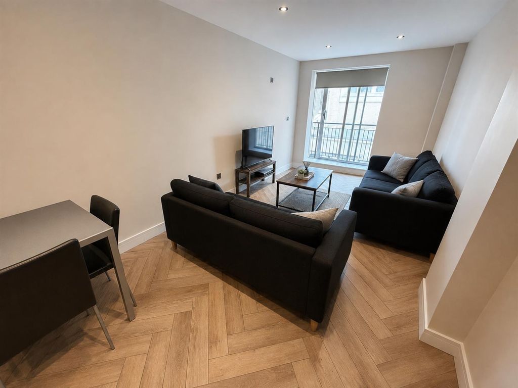 Property photo 2 of 4 Lounge.Png
