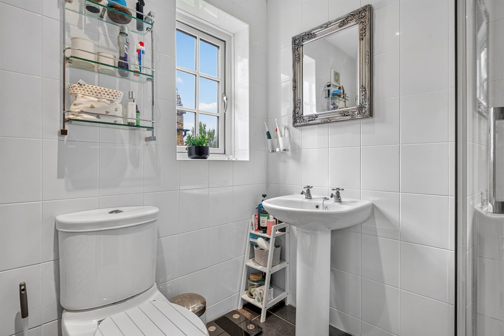Additional image 15 of 5 bed terraced house for saleMain Street, Belton In Rutland, Oakham LE15