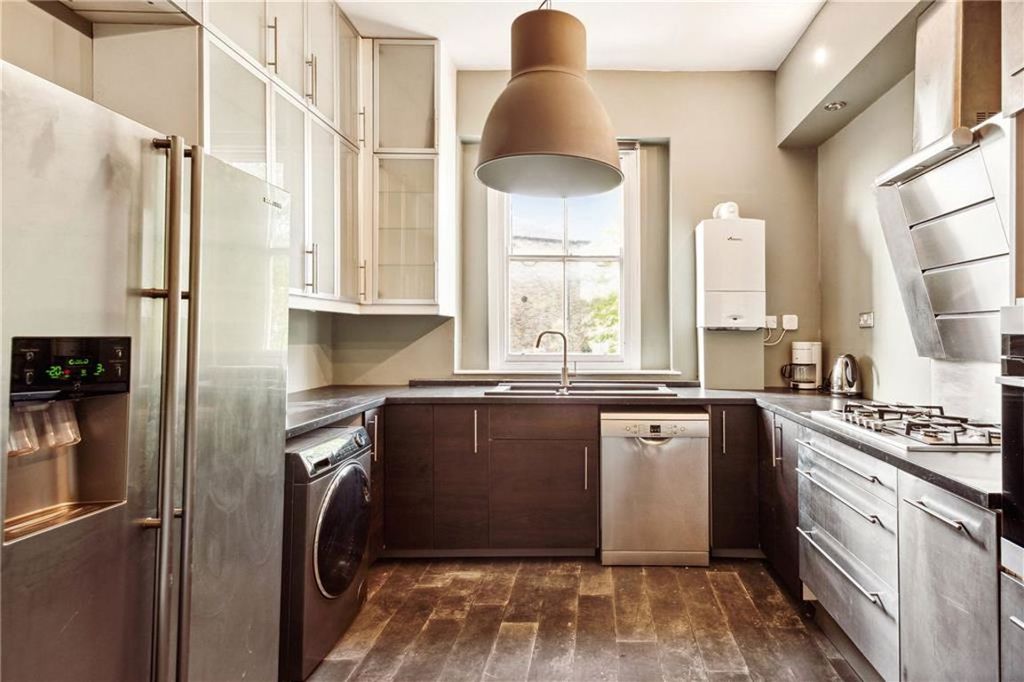 Property photo 2 of 6