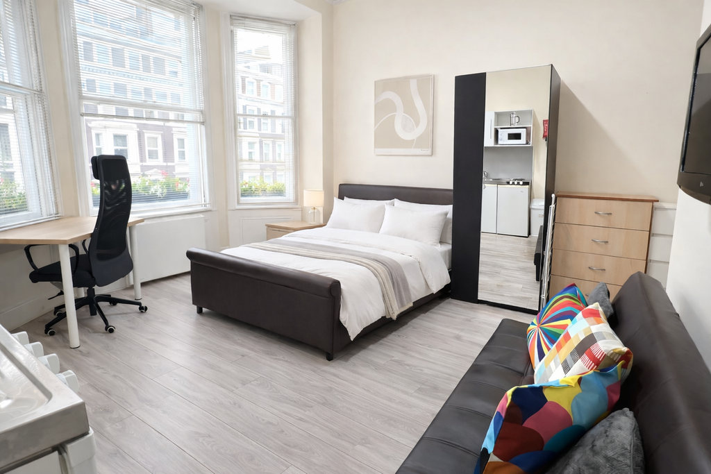 Property photo 2 of 9