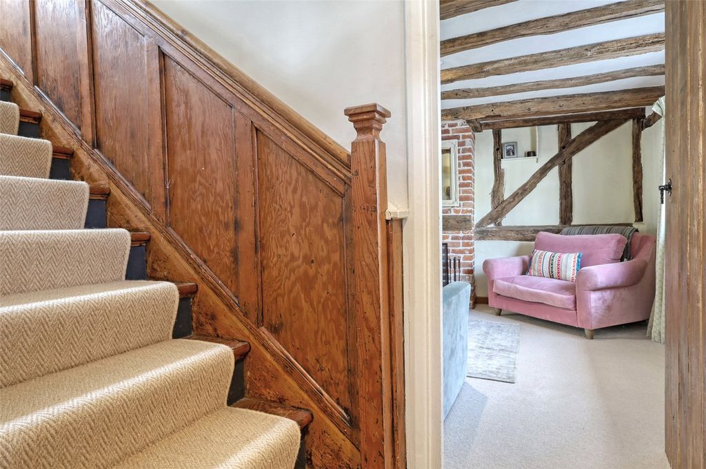 Property photo 2 of 29 Entrance Hall