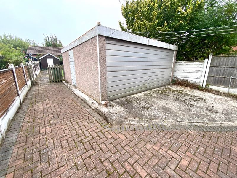 Property photo 2 of 11 Photo 1