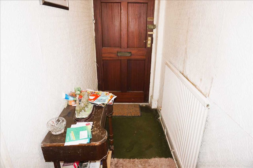 Property photo 3 of 23 Reception Hall :