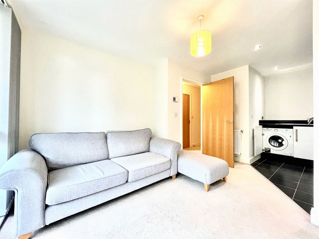 Property photo 3 of 10 Picture No. 10