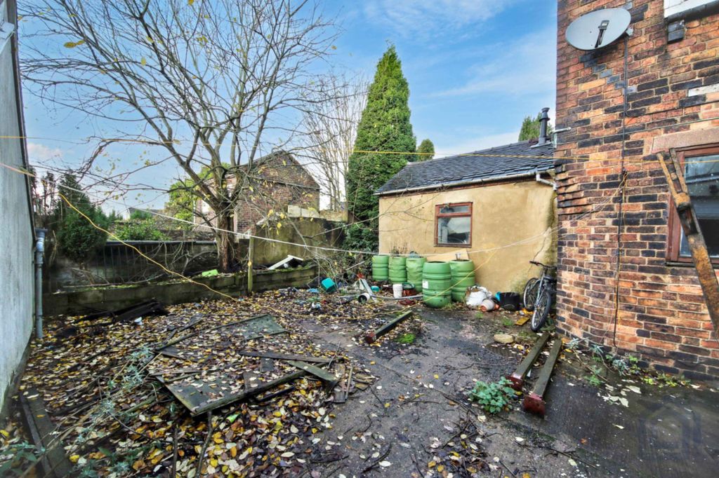 Property photo 3 of 16