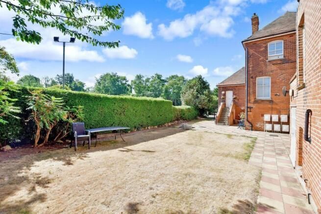 Property photo 2 of 8 Exterior.Jpeg