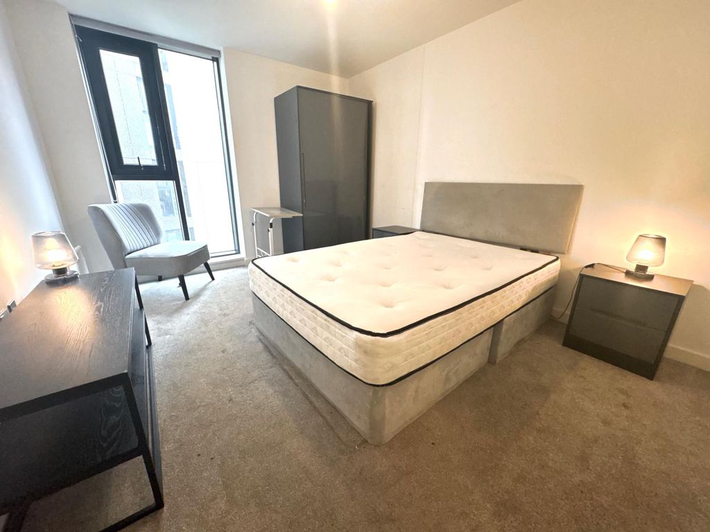 Property photo 3 of 4