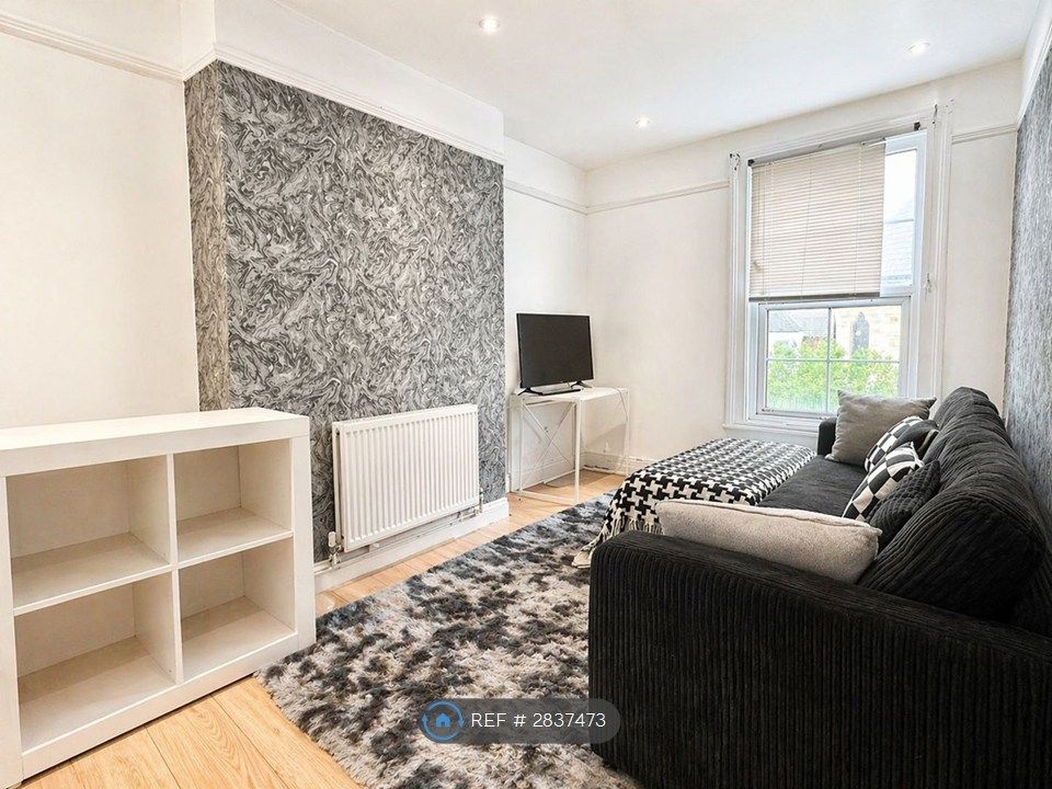 Property photo 1 of 4