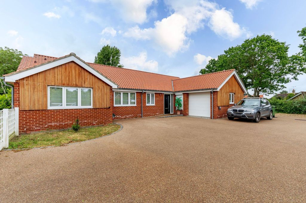 Property photo 1 of 24