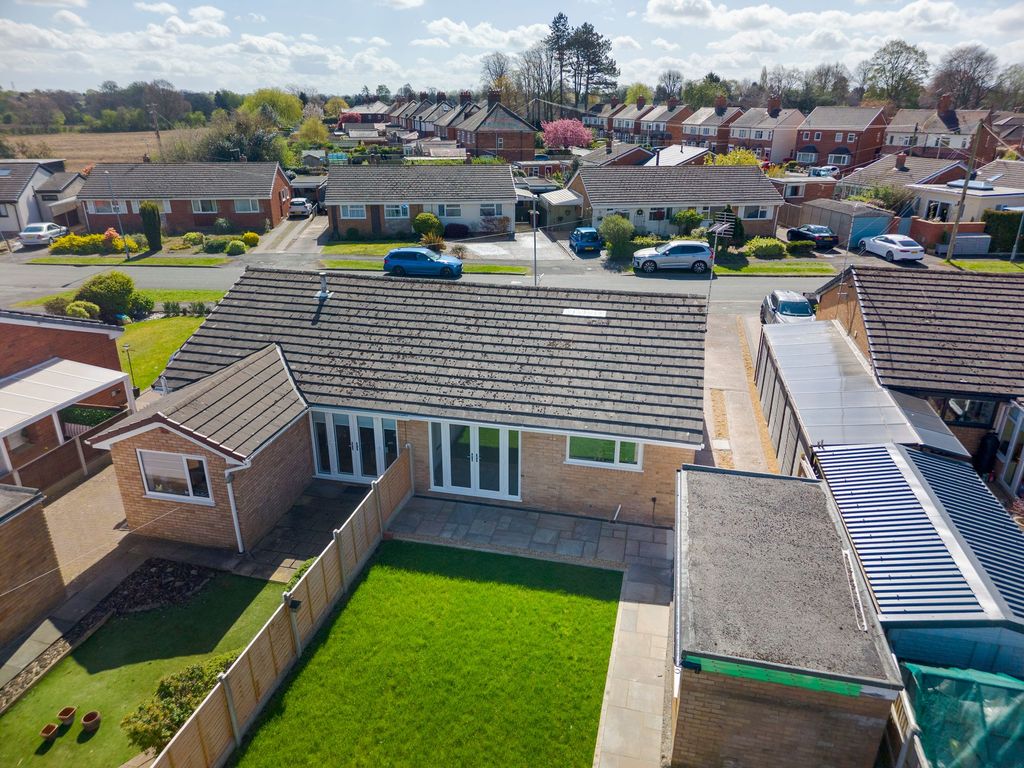 Property photo 2 of 29