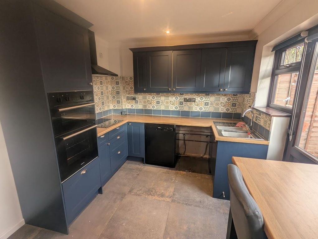 Property photo 2 of 10 Pxl_20251127_102639294.Jpg