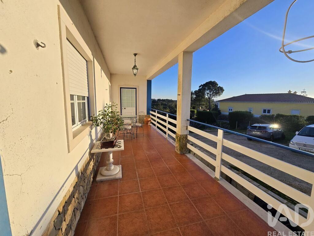 Property photo 1 of 39