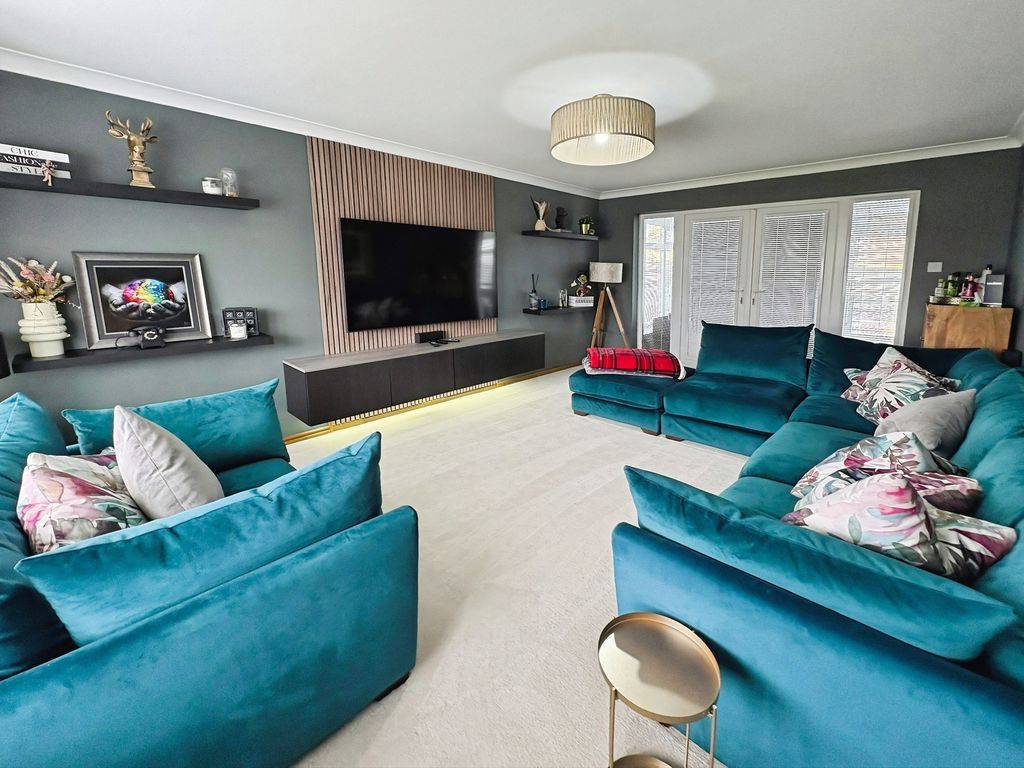 Property photo 2 of 13 Photo 10