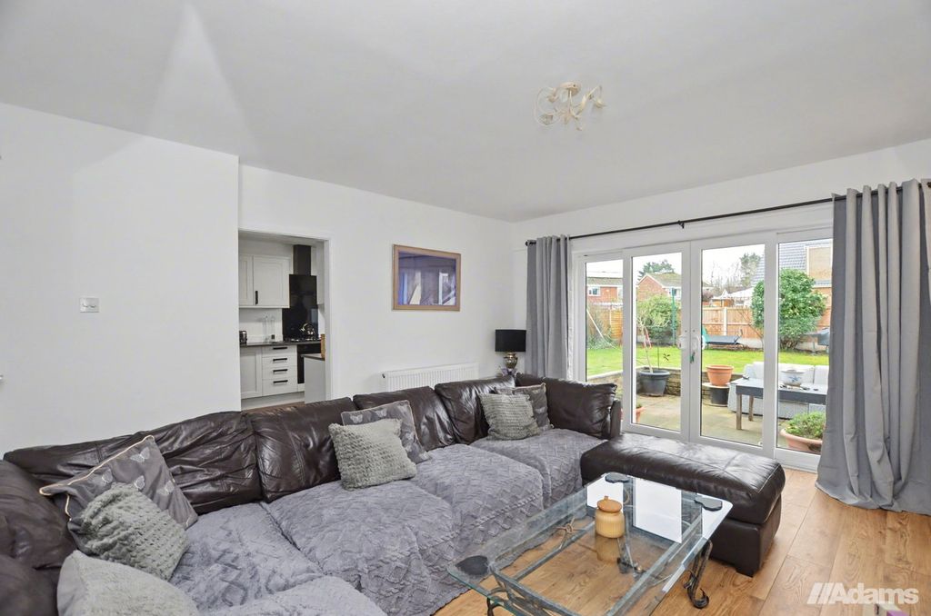 Property photo 3 of 42