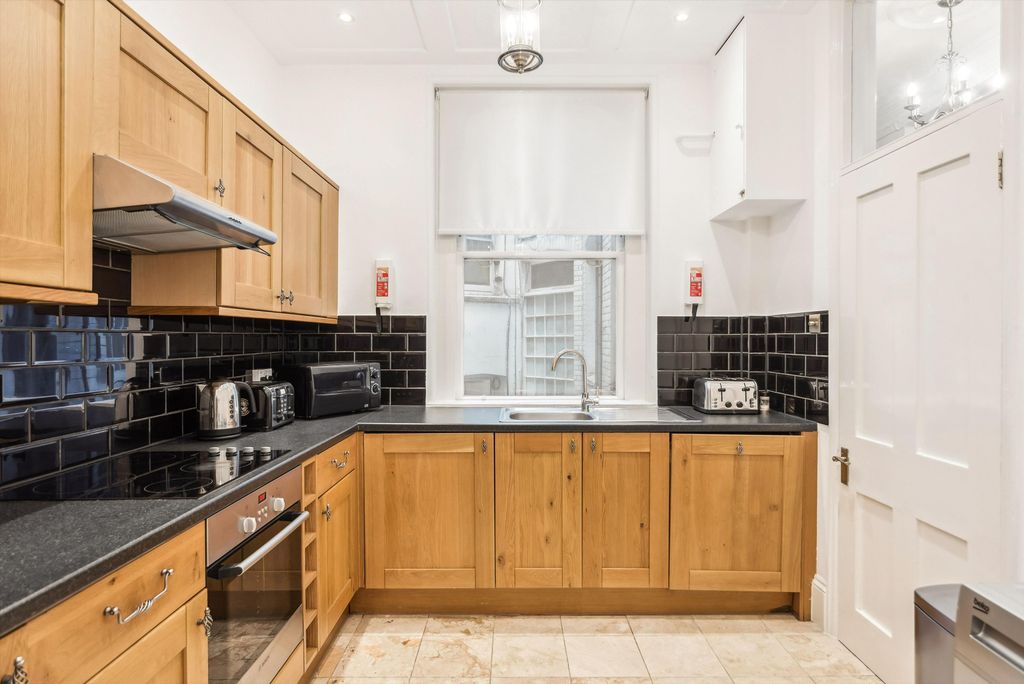 Property photo 1 of 15 Image