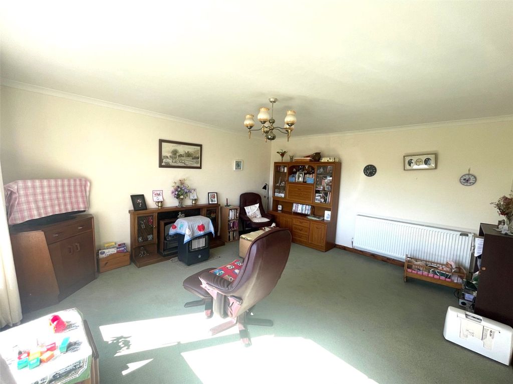 Property photo 2 of 25 Picture No. 02