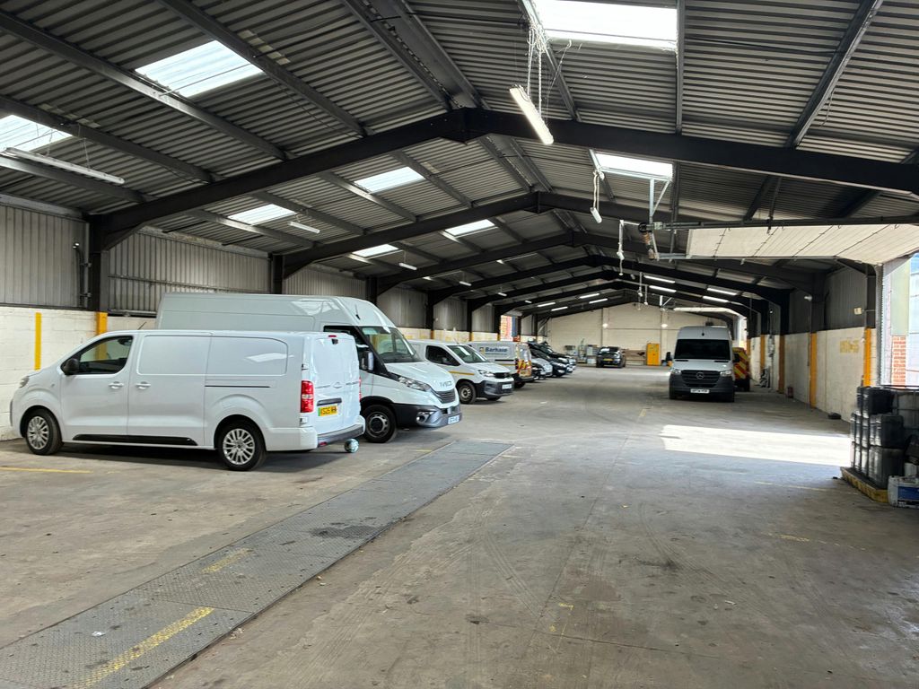 Property photo 2 of 3 Photo 3 Purfleet.Jpg