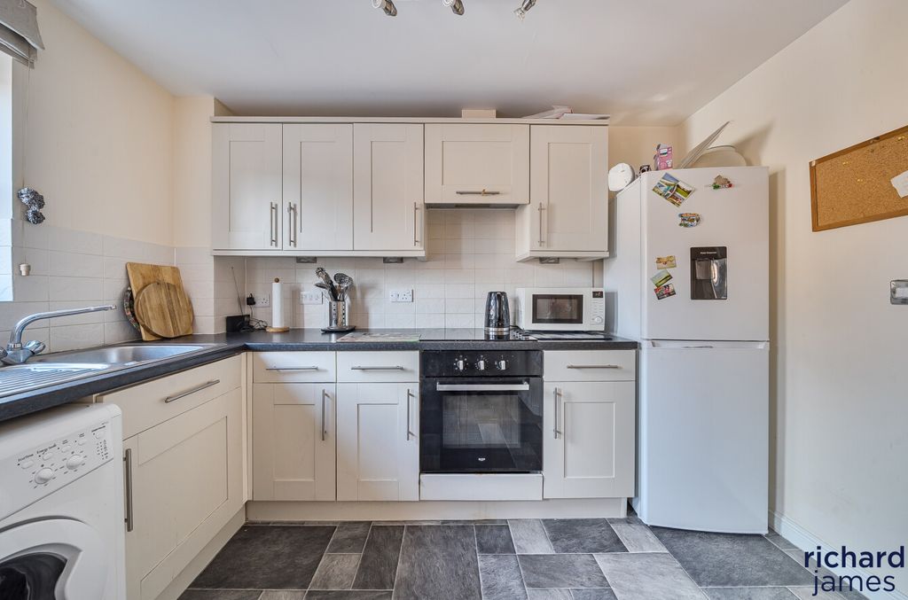 Property photo 2 of 13 Bf1Bf0d3390A492Aa9060c7Bc8B7Aedf