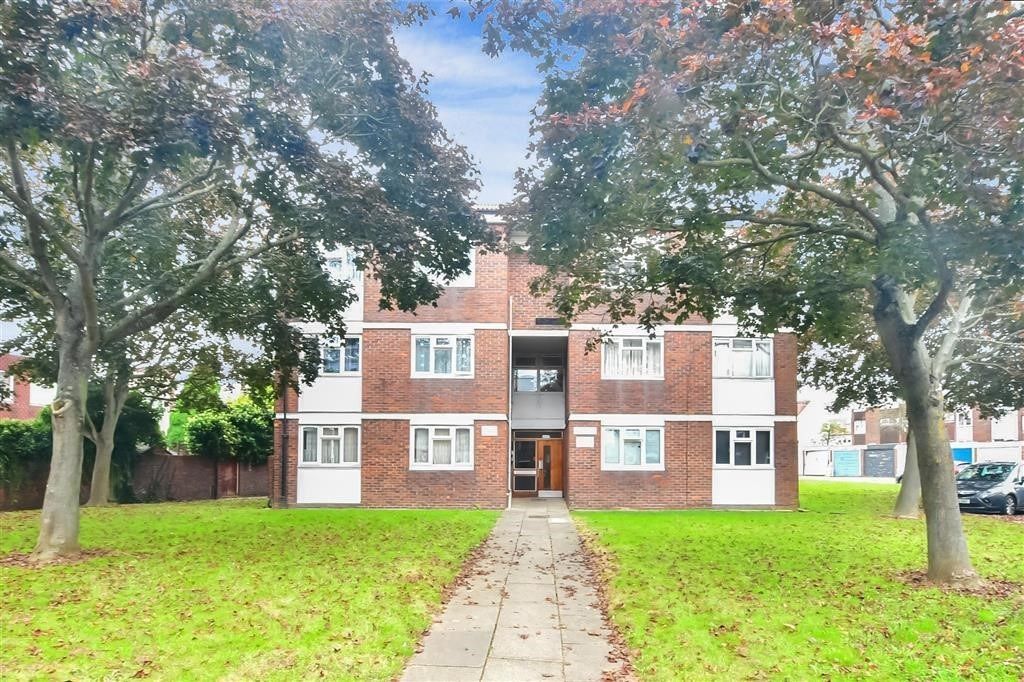 Property photo 1 of 6