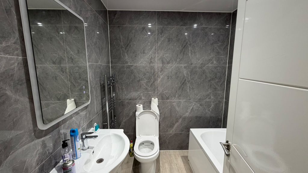 Property photo 3 of 9