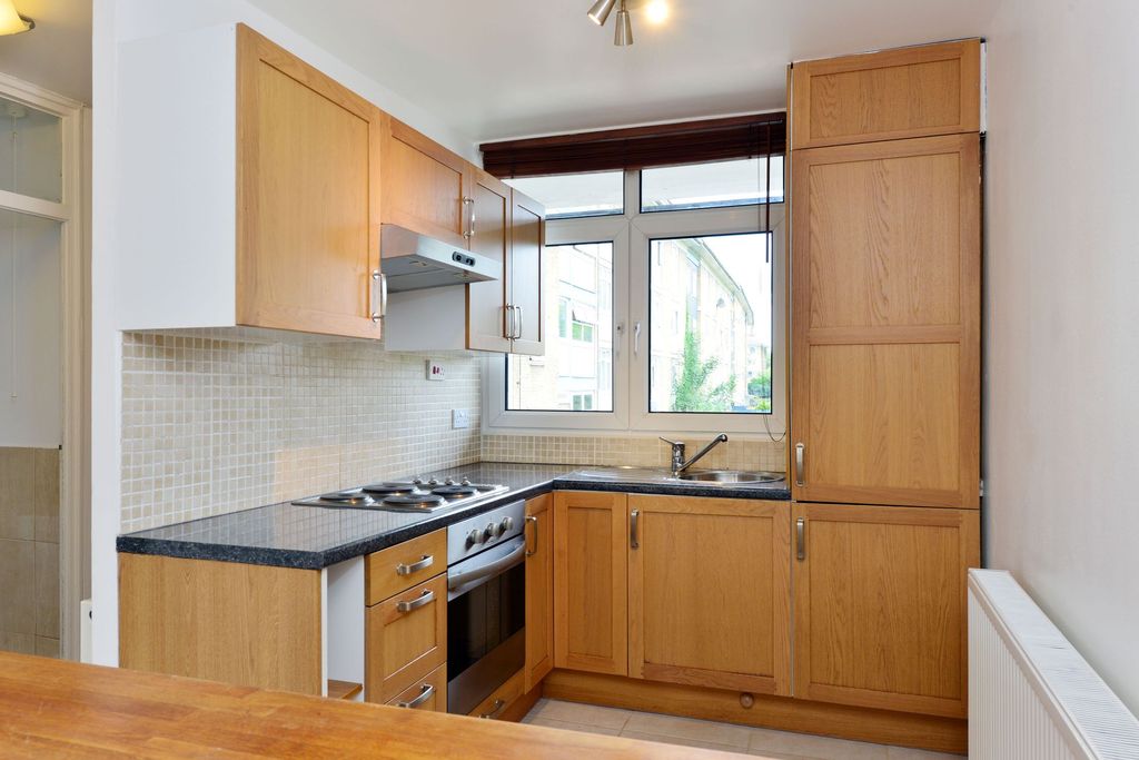 Property photo 3 of 6