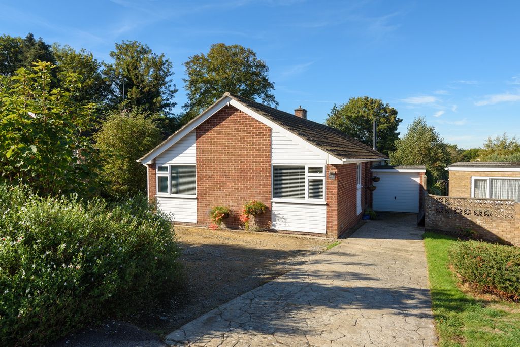 Property photo 2 of 28 5604446