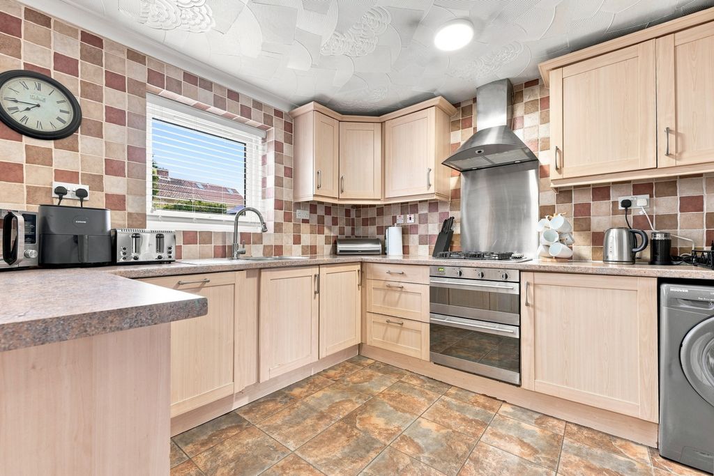 Property photo 2 of 33 P2188621