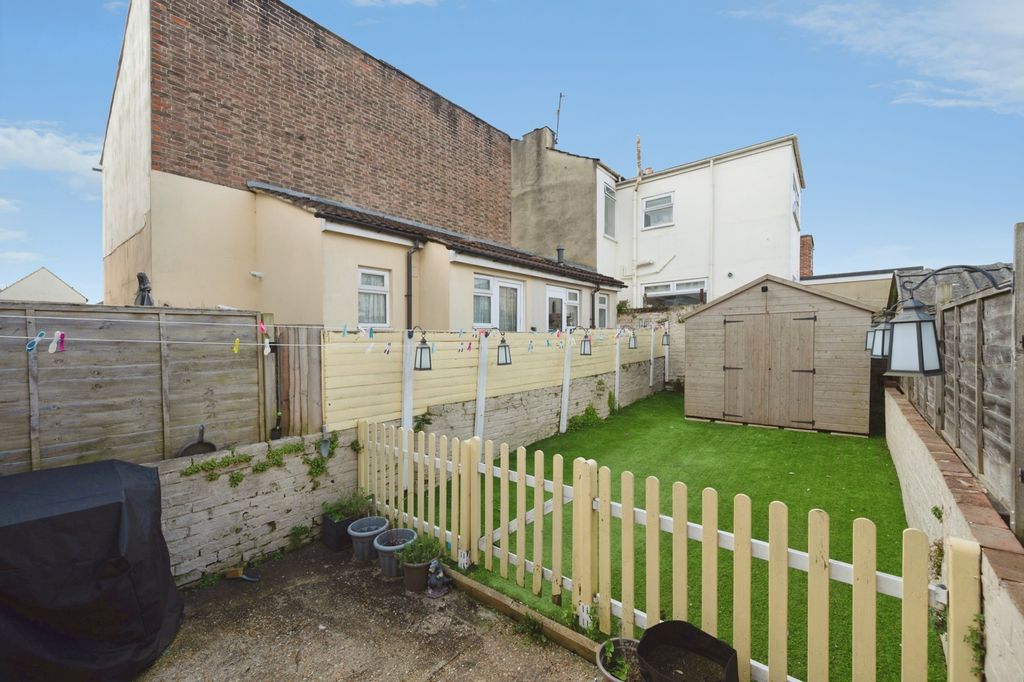 Property photo 3 of 12 Pbox-Img.Jpg