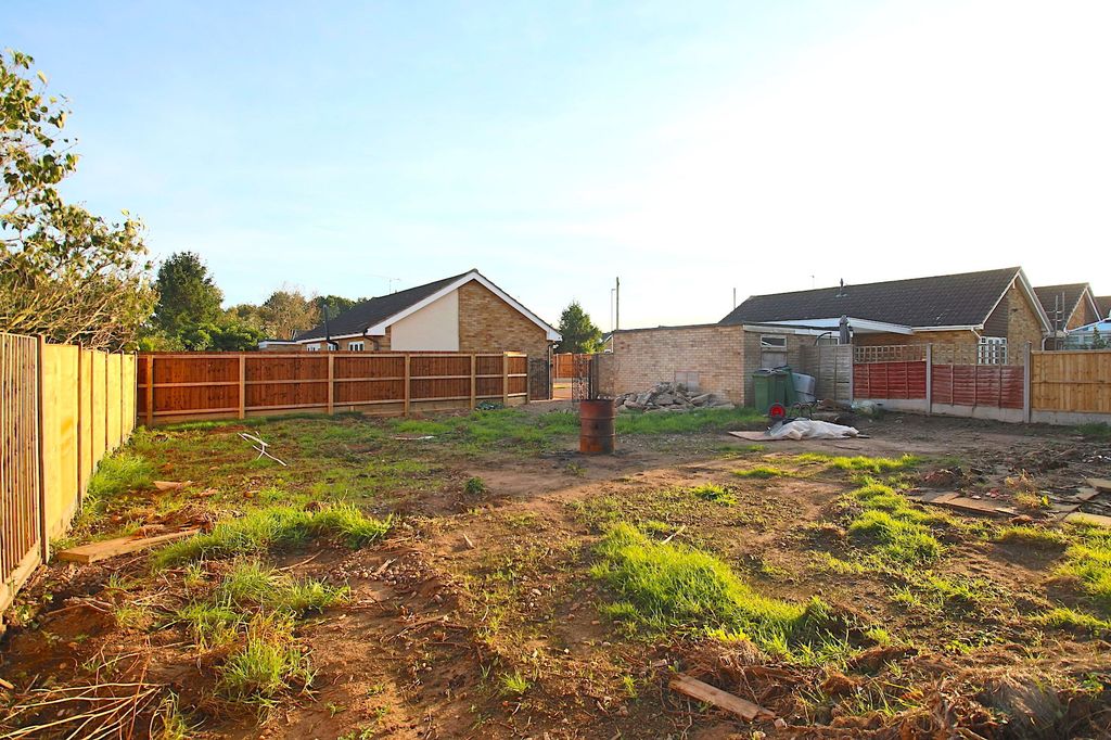 Property photo 1 of 4