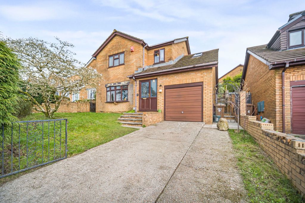 Property photo 1 of 46