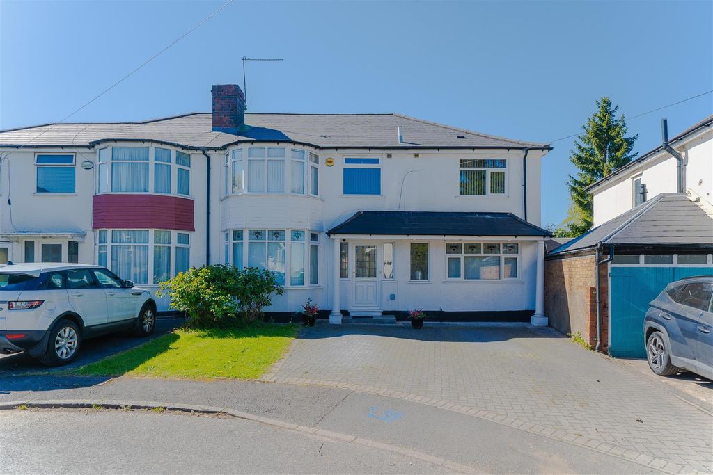 Property photo 1 of 20 Front