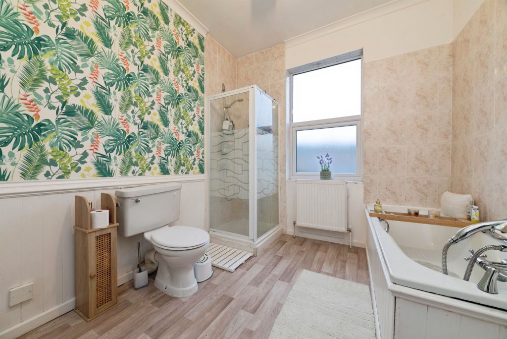 Property photo 3 of 21