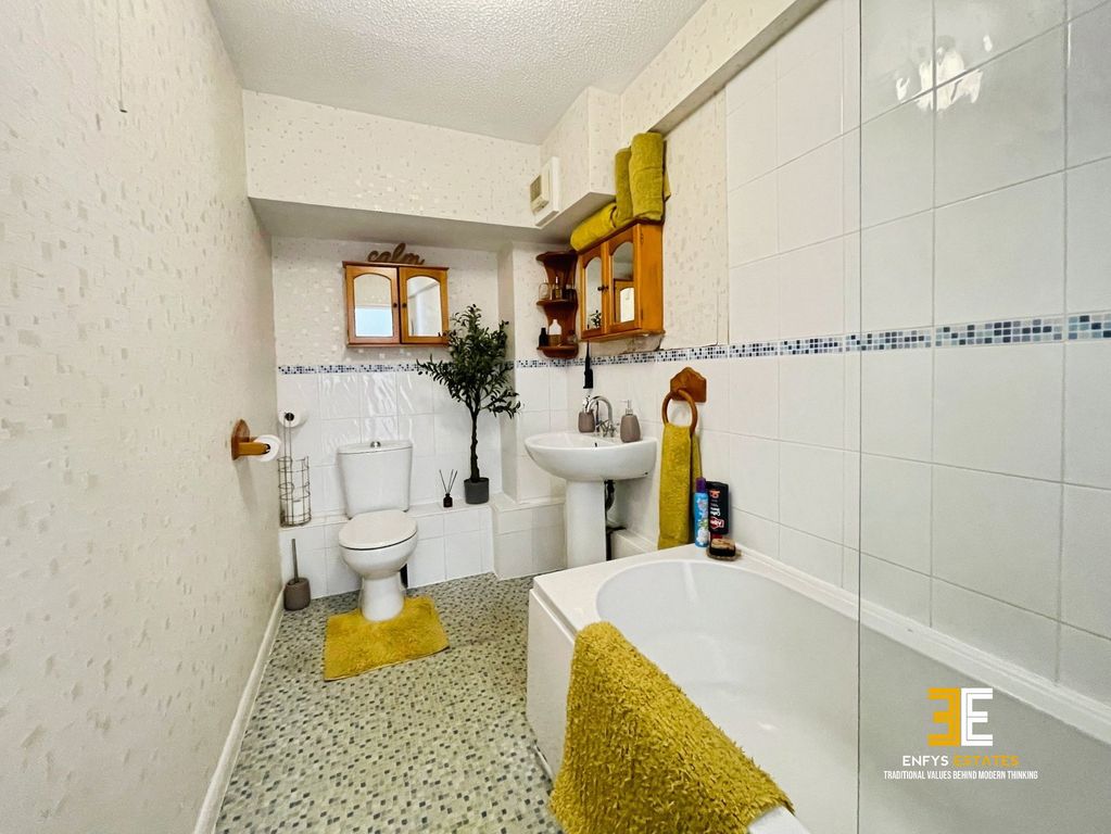 Additional image 14 of 1 bed flat for saleJubilee Street, Llandudno LL30