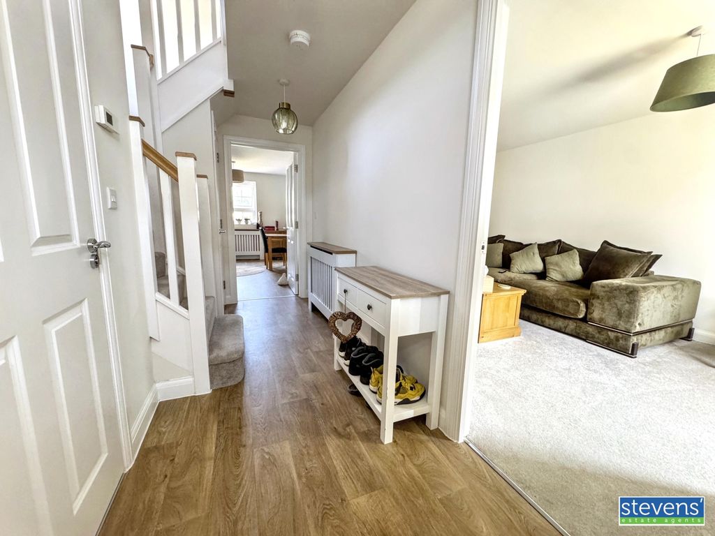 Property photo 2 of 18 Img_2645
