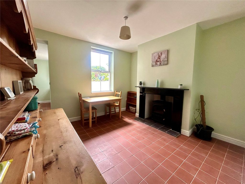 Property photo 3 of 15 Picture No. 17
