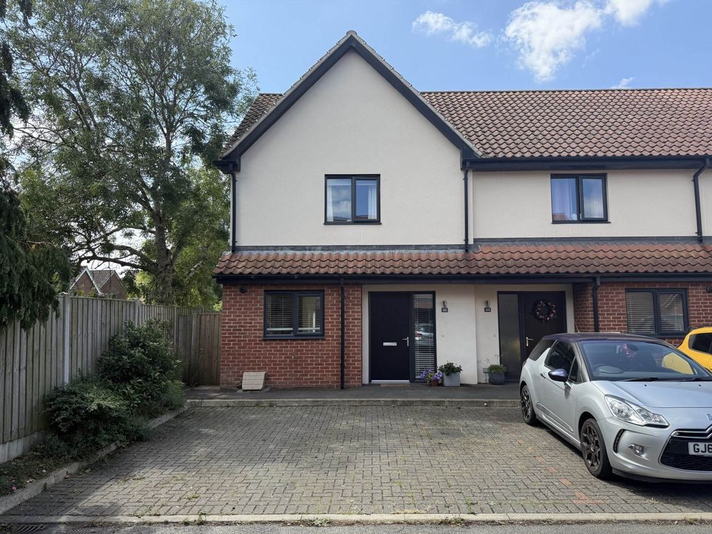Property photo 1 of 19