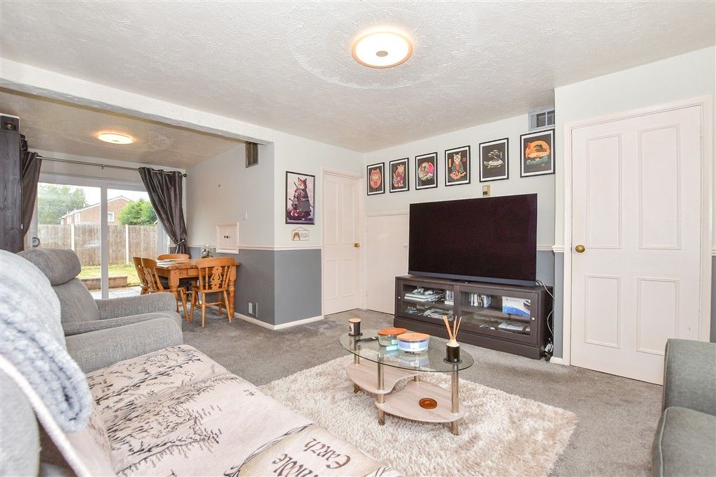 Property photo 3 of 10 Lounge/Diner