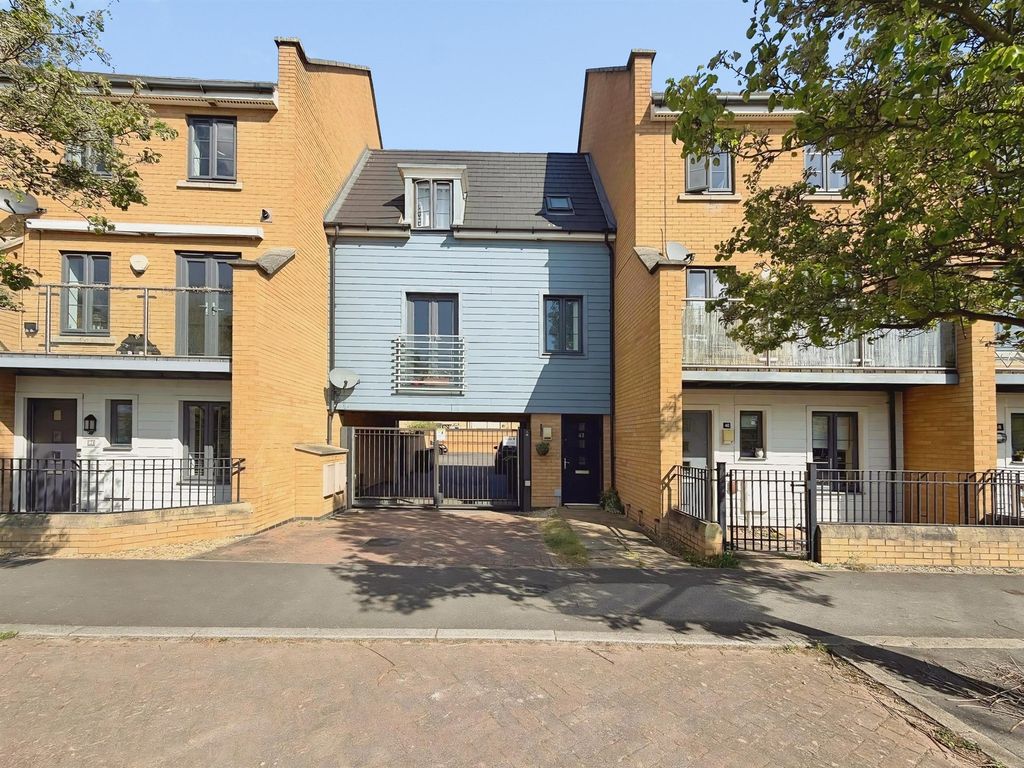 Additional image 4 of 2 bed maisonette for saleSpring Avenue, Hampton Vale, Peterborough PE7