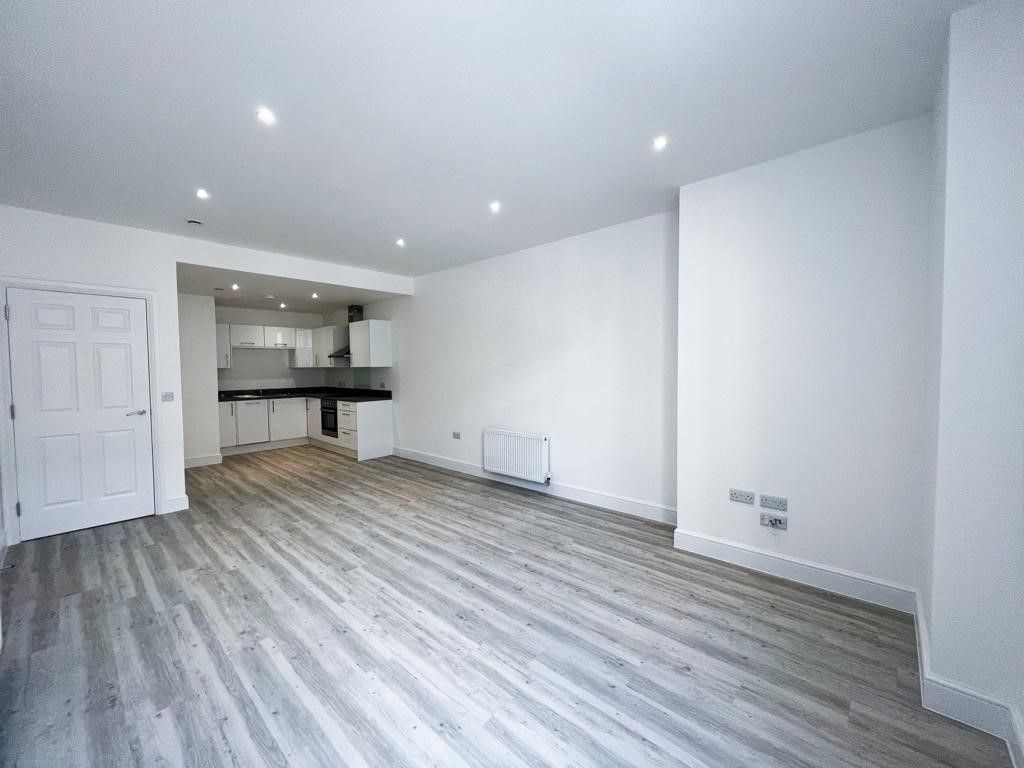 Property photo 1 of 7 Living Room